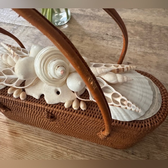 Vintage Woven Indonesian Top Handle Bag With Shells from Two Cranes Inc. - Picture 11 of 12